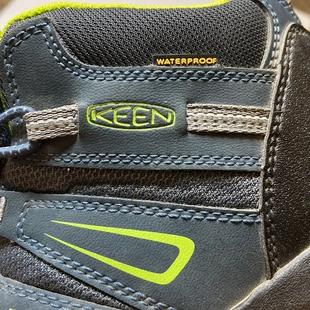 Keen Waterproof Hiking Boots Youth Shoes Size 6 US